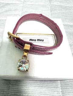 MIU MIU ピンク レザー ブレスレットのサムネイル