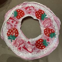 いちご柄 浮き輪 50cm 1人用　子供用のサムネイル