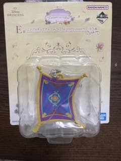 一番くじ Disney ミニフィギュアチャーム 魔法の絨毯のサムネイル