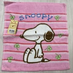 Snoopy ハンドタオル ピンク クローバー柄のサムネイル