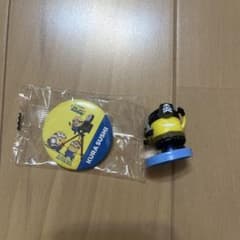 ミニオンズ 缶バッジ フィギュア セット くら寿司　チョコエッグのサムネイル