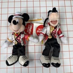 ディズニーランド　ベリーミニー　ぬいぐるみバッチのサムネイル