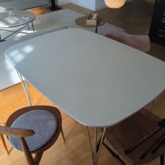 FH125 フリッツ・ハンセンテーブルホワイト ダイニング ヤコブセン