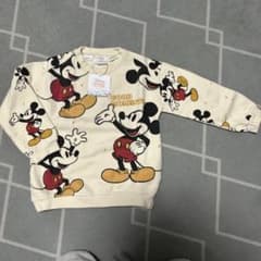 ZARAミッキーマウス トレーナー クリーム色のサムネイル