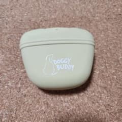DOGGY BUDDY シリコン製トリーツポーチのサムネイル