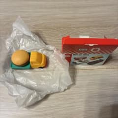 Thumbnail of マクドナルド　ハッピーセット　トミカ　トヨタ　タウンエース　ハンバーガーカー