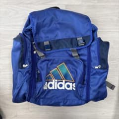 adidas ネイビーバックパック リュックサック　林間学校・修学旅行・宿泊学習のサムネイル