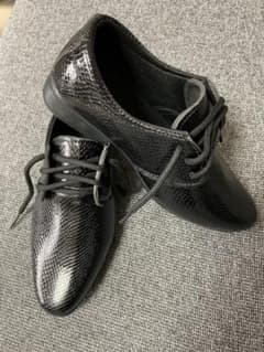 新品革靴　黒のサムネイル