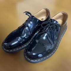 Dr.Martens ✕ BEAMS/別注パテント3ホール27.5～28cm Dr.Martens ✕ BEAMS/別注パテント3ホール27.5～28cm - メルカリ