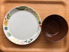 週末限定お値下げ中❗️クリナラ23cmプレート/ティーマ ブラウン15cmボウルのサムネイル
