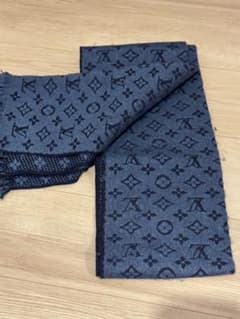LOUIS VUITTON ダークブルー マフラー LOUIS VUITTON ダークブルー マフラー - メルカリ
