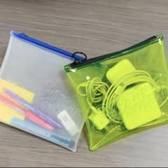 ポーチのサムネイル