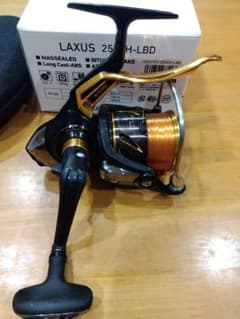 ダイワ 19ラグザス 2500LBD LAXUS レバーブレーキリール - メルカリ