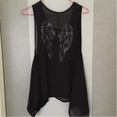 新品♡翼プリントのサムネイル