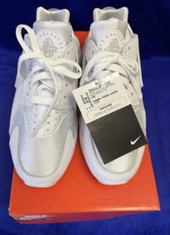 新品未使用　24㎝　NIKE ナイキ AIR HUARACHEのサムネイル