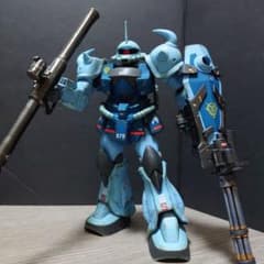 MG マスターグレード 1/100 グフカスタム 成形色完成品のサムネイル