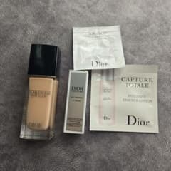 Dior　FOREVER　SKIN GLOW　１回のみ使用のサムネイル