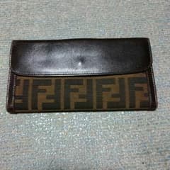 FENDI  長財布のサムネイル