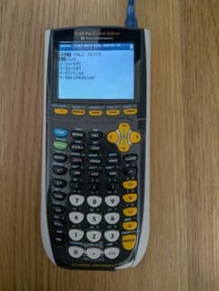 Texas TI-84 Plus C カラーグラフ関数電卓のサムネイル