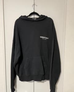 最終値下げ！　essentials パーカー　FEAR OF GOD ブラックのサムネイル