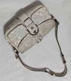 COACH2154美品✨シグネチャー キャンバス ワンショルダーバッグ　ソーホー COACH ワンショルダー ソーホー シグネチャー キャンバス 6314ホワイト