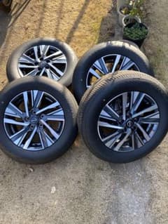 セレナC28 新車外し 純正ホイールセット - メルカリ