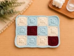 ハンドメイド ラムネカラー インテリアマット マルチマット 水色 アイボリーのサムネイル