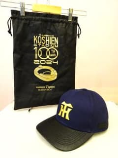阪神タイガース　甲子園球場　100周年記念キャップ　ピンバッジ　年間予約席限定 阪神タイガース 甲子園球場 100周年記念キャップ ピンバッジ