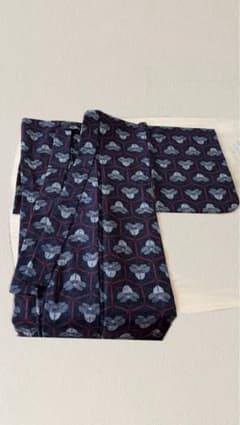 浴衣 レディース 紺地 赤格子 花柄 レトロ モダン 古典柄のサムネイル