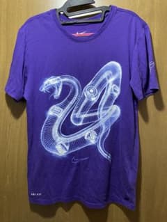 希少00s コービーブライアントNIKETシャツkobeナイキのサムネイル