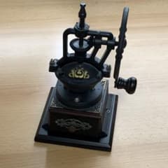 アンティーク手挽きコーヒーミル クラシカルデザインのサムネイル