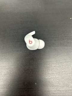 Beats Fit Proのサムネイル