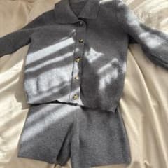 グレー ニット カーディガン ショートパンツ セットのサムネイル