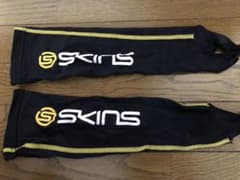 SKINSのサムネイル
