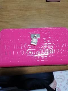 CECIL McBEE財布のサムネイル