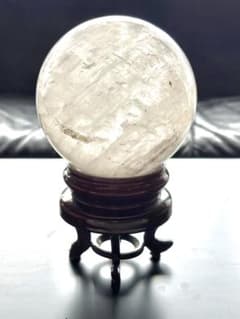 超綺麗ホワイト系天然石 スフィア 約100mm｜天然石丸大玉・台座付きのサムネイル
