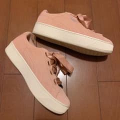 PUMA SOFTFOAM 厚底　スニーカー　ピンクベージュのサムネイル