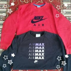 イク様専用【☆美品☆】Nike 赤トレーナーのみ  140cmのサムネイル