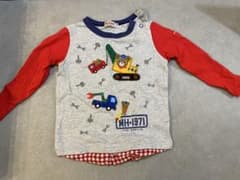 MH 1971 クマと車の長袖Tシャツ 95cmのサムネイル