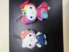マックの付録　ハローキティ ぬいぐるみ マスコット 2点セットのサムネイル