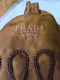 【希少】PRADA プラダ ロゴ刺繍 ナイロン 巾着 ポーチ バッグのサムネイル
