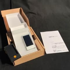 美品 iPod nano 第7世代 16GB 本体のみ シリコンケース付きのサムネイル