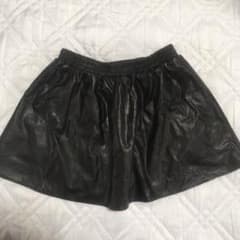 値下げしました！CECIL McBEE/レザースカートのサムネイル