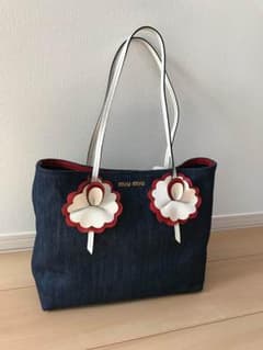 MIU MIU花モチーフ デニムトートバッグ 新作のサムネイル