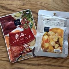 POCHI 鹿肉とレバーのランチ &鶏肉とかぼちゃのポタージュのサムネイル