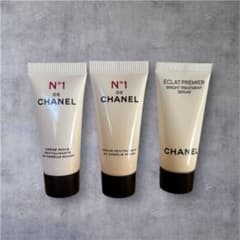 CHANEL N°1 クリーム セラム 美容液のサムネイル