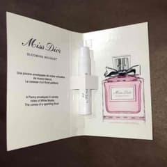 Miss Dior  ミニボトルのサムネイル