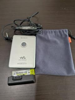 SONY カセットウォークマン WM-EX621 シルバー - メルカリ