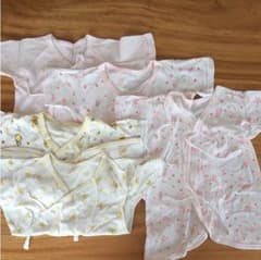 ありこ☆様専用   コンビ肌着5枚のサムネイル