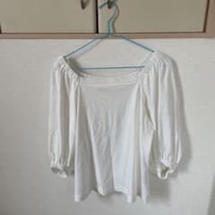 UNIQLO トップス カットソー Sサイズ白のサムネイル